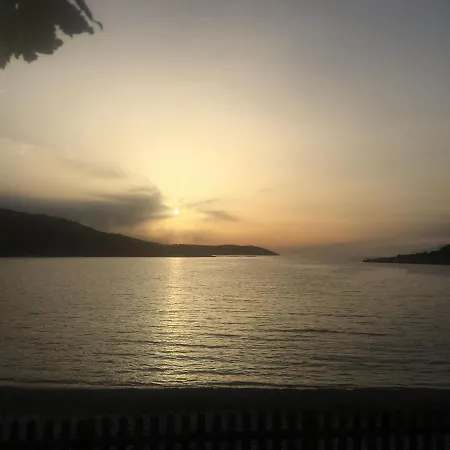La Casa Del Postino