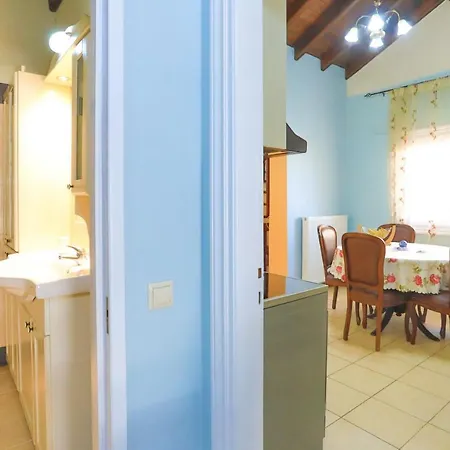 Apartment La Casa Del Postino *